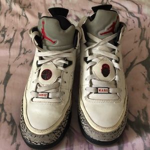 Nike son of Mars Jordan’s